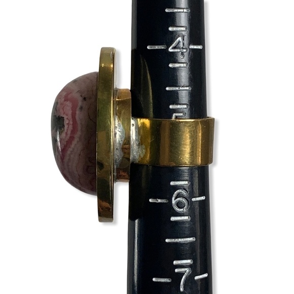 C. Celia Sebiri Oval Pink Chipped Stone Inlay Ring - Picture 6 of 6